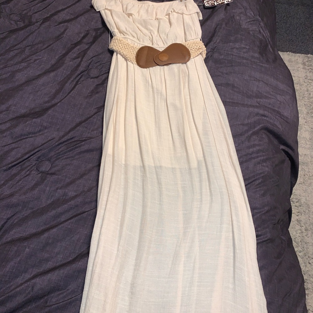 Sleeveless maxi dress